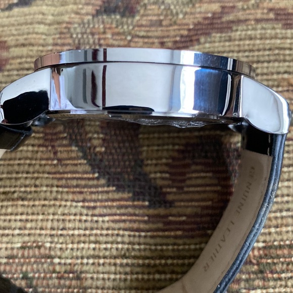 Brand new “Ice Ice Volcano” Genuine Diamonds Bezel Large Face Men’s Watch. Nice! - Picture 5 of 10